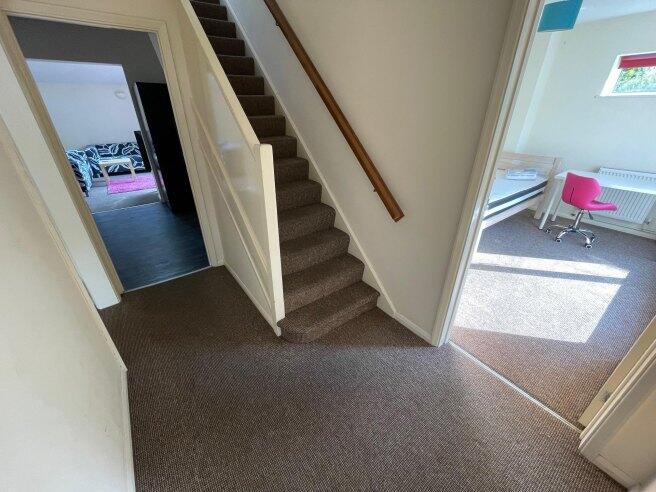 Additional image 10 of Randolph Close