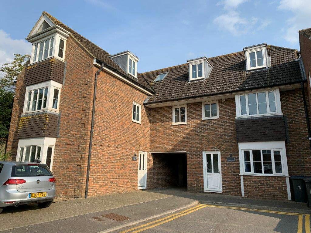 Additional image 2 of 4 College Court, Canterbury Ref - 3474