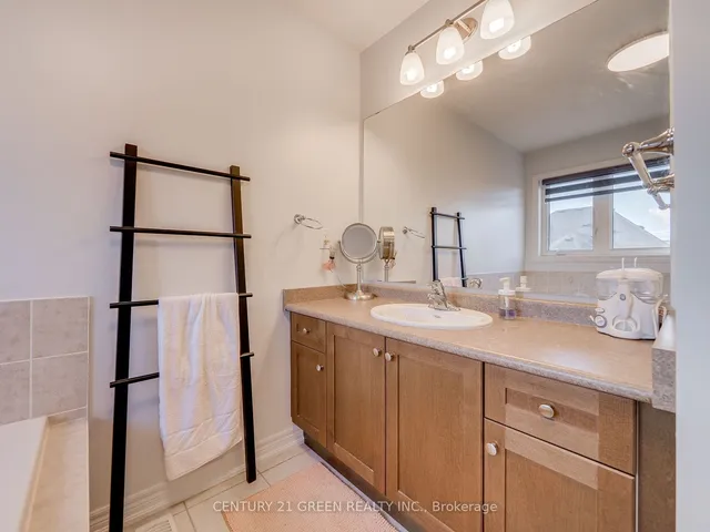 Additional image 24 of 438 Harkin Pl