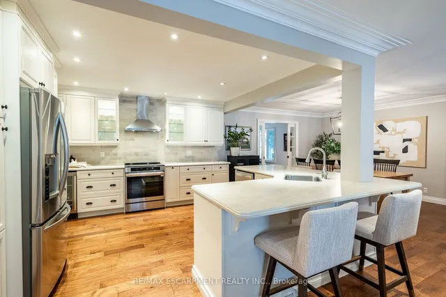 Additional image 11 of 937 Safari Rd