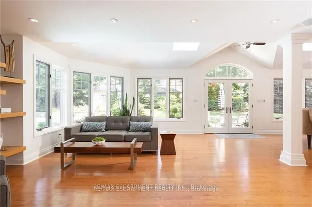 Additional image 14 of 247 Colchester Dr