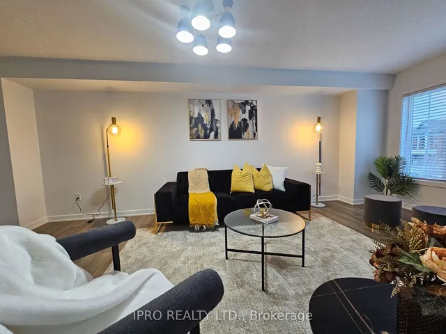 Additional image 8 of 128 Crafter Cres