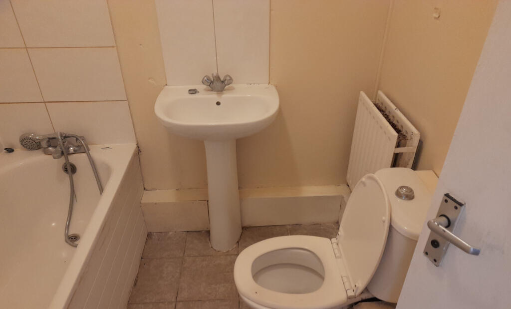 Additional image 4 of Thornton Heath, CR7 7PX