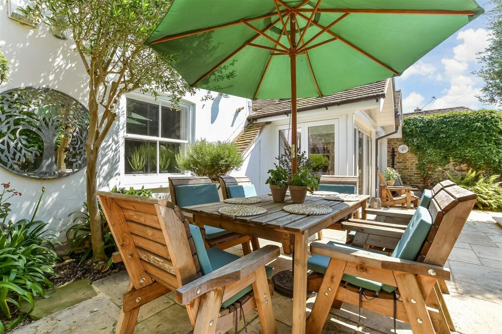 Additional image 12 of High Street, Sandwich, Kent