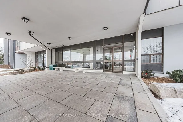 Additional image 2 of 2055 UPPER MIDDLE Rd Unit 1201