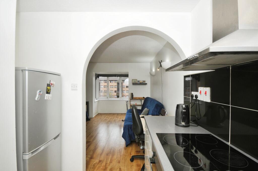 Additional image 10 of St. Christophers Gardens, THORNTON HEATH, Surrey, CR7