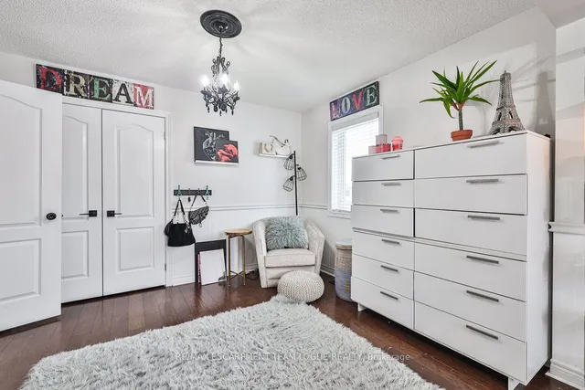 Additional image 22 of 353 Canyon Cres