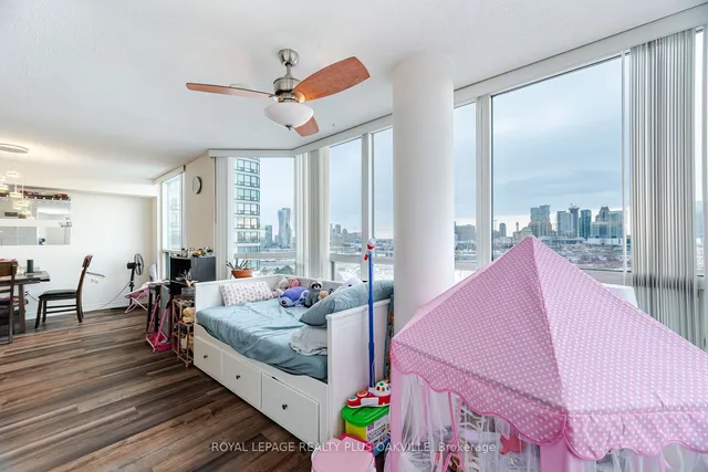 Additional image 13 of 4470 Tucana Crt Unit 910