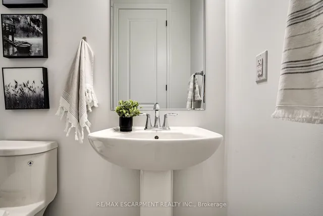 Additional image 11 of 1466 EVEREST Cres