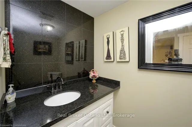 Additional image 33 of 88 Keith St