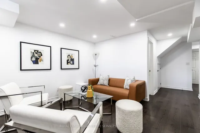 Additional image 30 of 3045 Gladeside Ave Unit 8