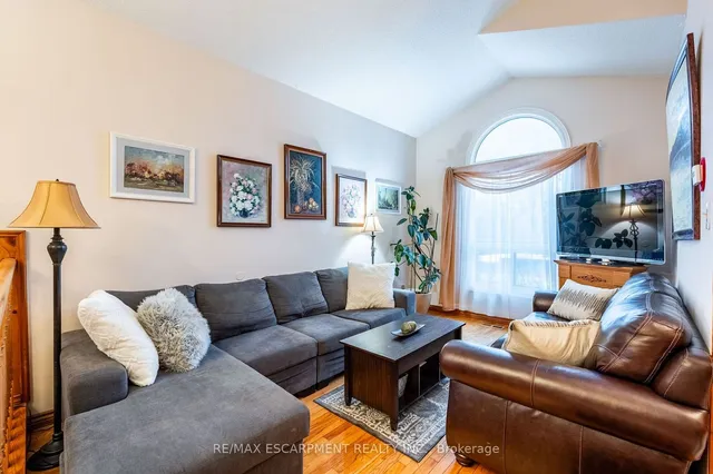 Additional image 4 of 2154 CLIPPER Cres