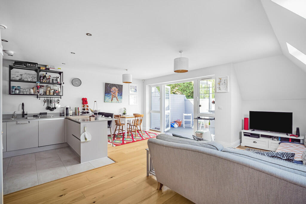 Additional image 6 of Foxley Lane , Purley