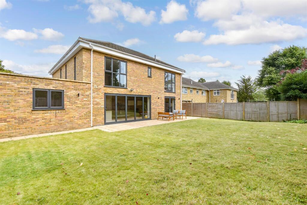 Additional image 10 of Box Ridge Avenue, Purley, Surrey