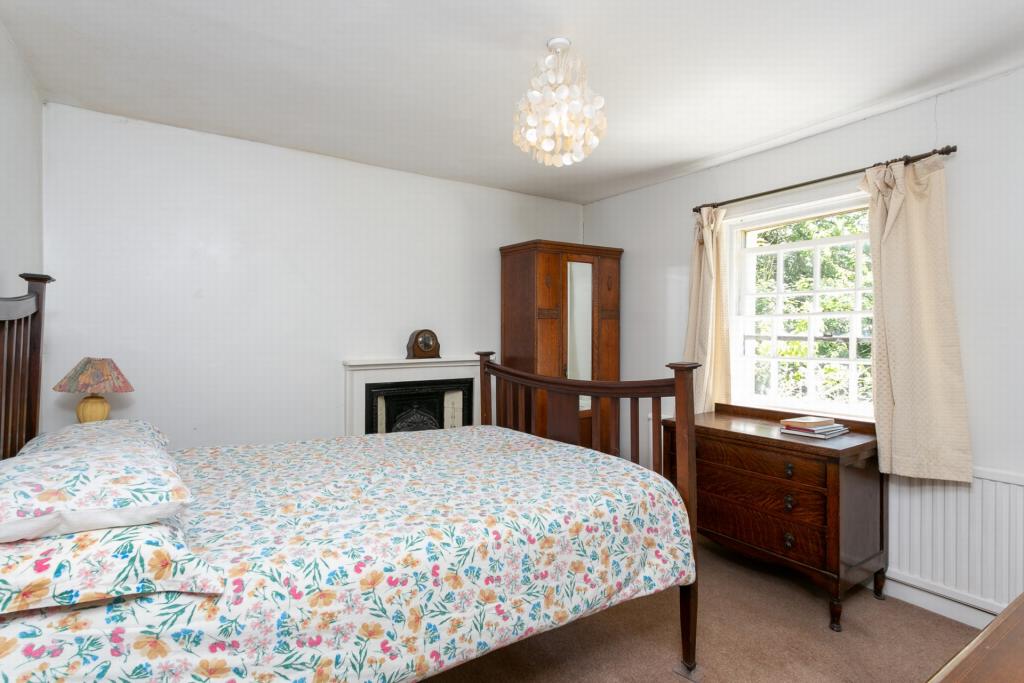 Additional image 16 of The Street, Martin, CT15