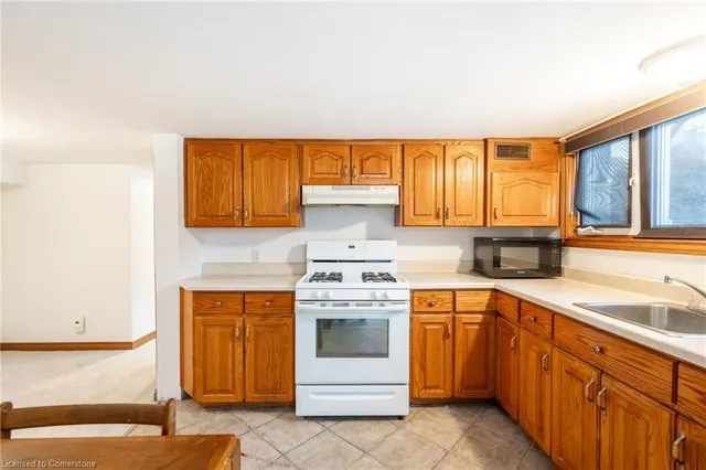 Additional image 38 of 60 Kensington Ave