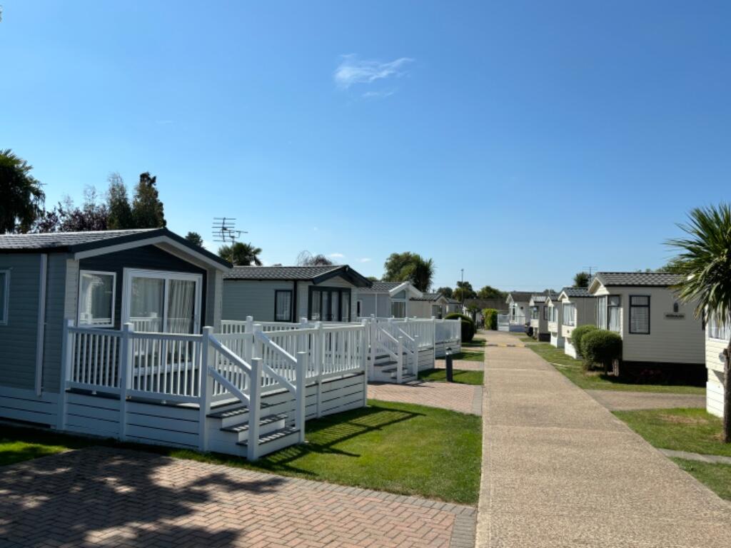 Additional image 4 of Fox Hunter Park, Monkton, CT12 4JG, Kent, CT1