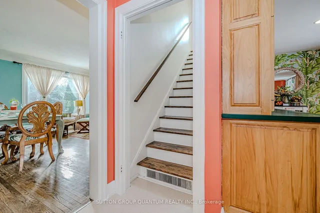 Additional image 18 of 15 Mayfair Ave