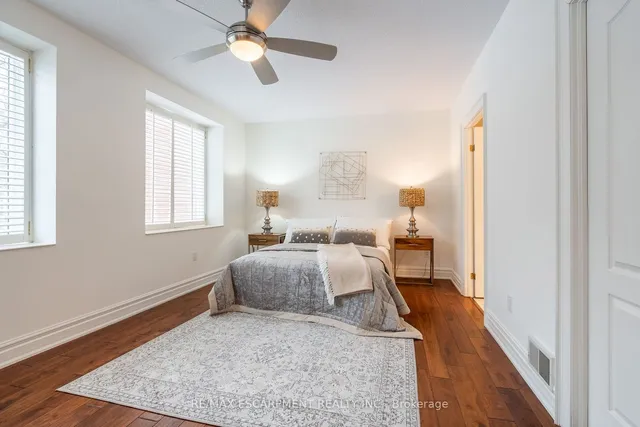 Additional image 10 of 77 GOVERNORS Rd Unit 201