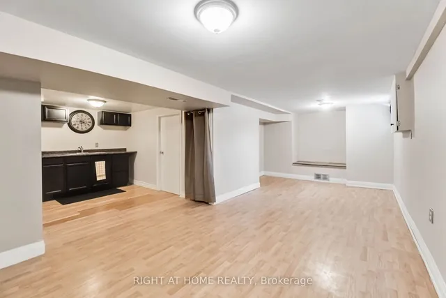 Additional image 21 of 14 Huxley Ave