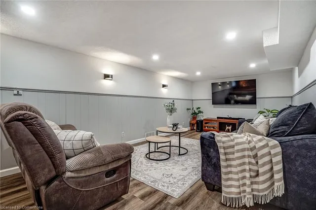 Additional image 28 of 103 Adair Ave