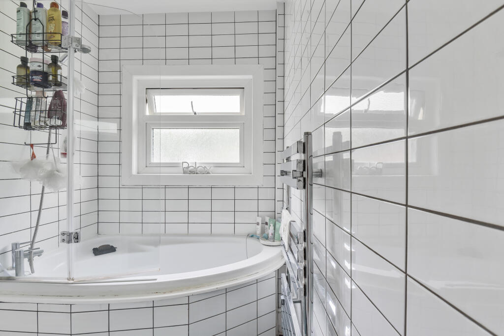 Additional image 8 of Flat 3, 5 Dale Road, Purley, CR8 2ED
