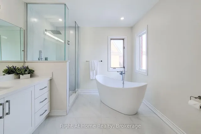 Additional image 26 of 85 Meadowlands Blvd