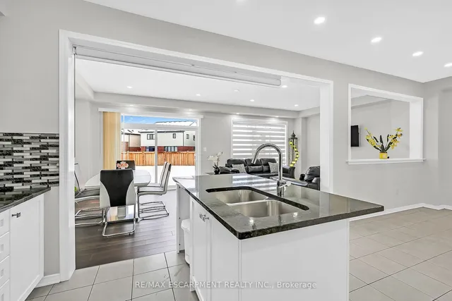 Additional image 16 of 328 Bedrock Dr