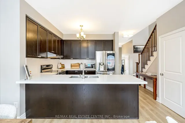 Additional image 15 of 743 Agnew Cres