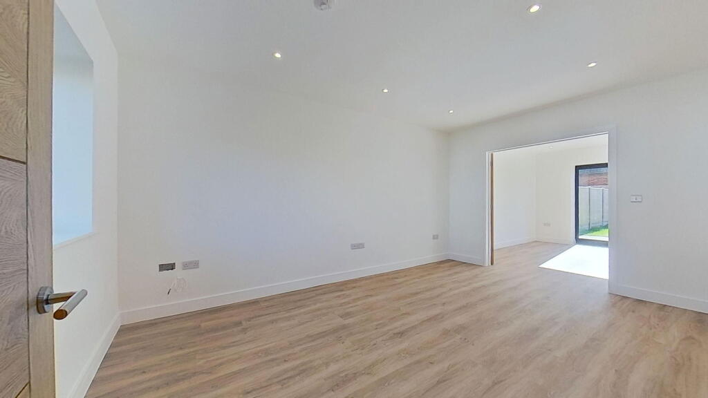 Additional image 4 of London Road, Deal, CT14 9TE