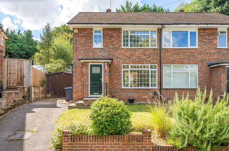 Additional image 11 of Barn Crescent, Riddlesdown, Purley