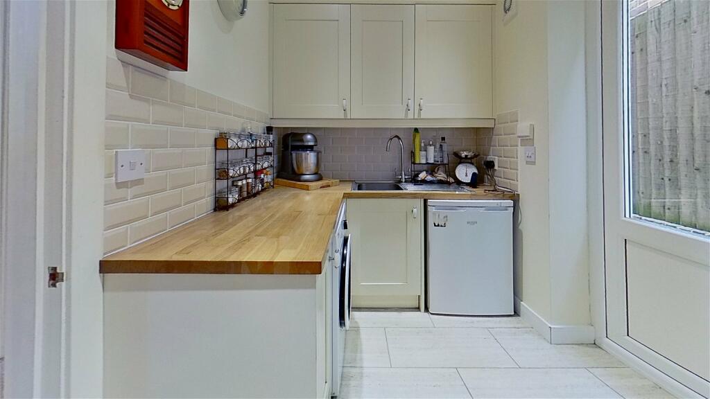 Additional image 8 of St. Vincent Road, St. Margarets-At-Cliffe, Kent, CT15 6ET