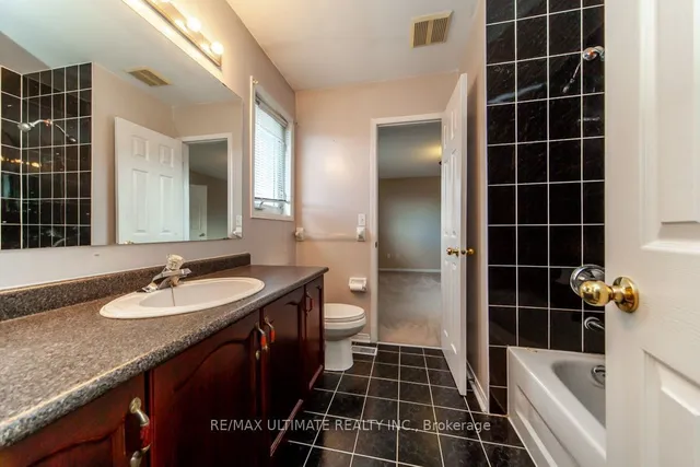 Additional image 7 of 5523 Loon Lake Ave