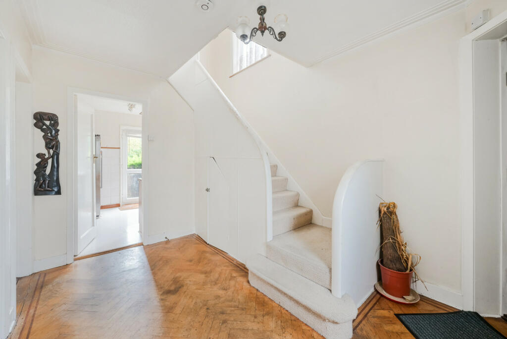 Additional image 4 of Mitchley Avenue, Purley, CR8