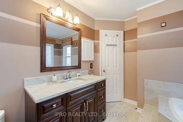 Additional image 23 of 1615 Sir Monty's Dr