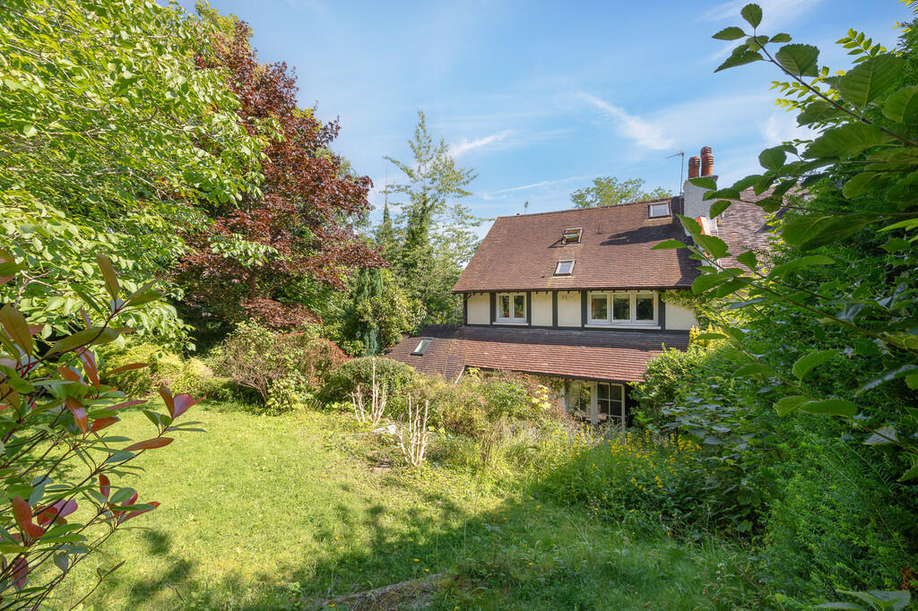 Additional image 18 of Webb Estate, Purley, Surrey