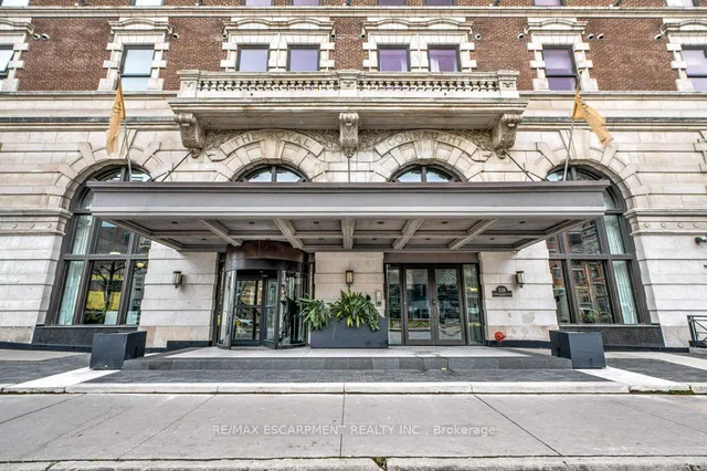 Additional image 2 of 112 King St Unit 203