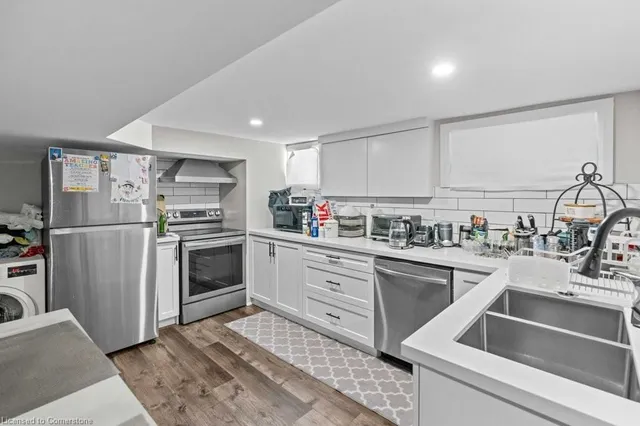 Additional image 9 of 20 Holton Ave