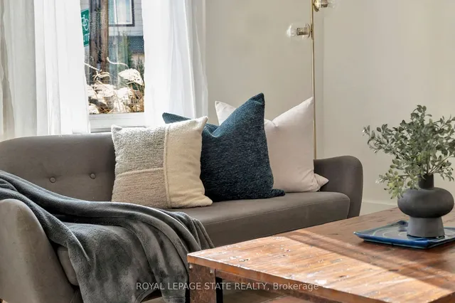 Additional image 7 of 53 Woodbine Cres