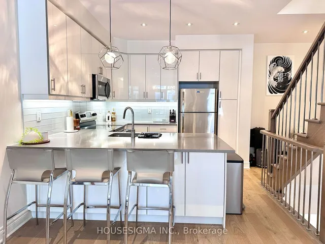 Additional image 6 of 1437 Clarriage Crt