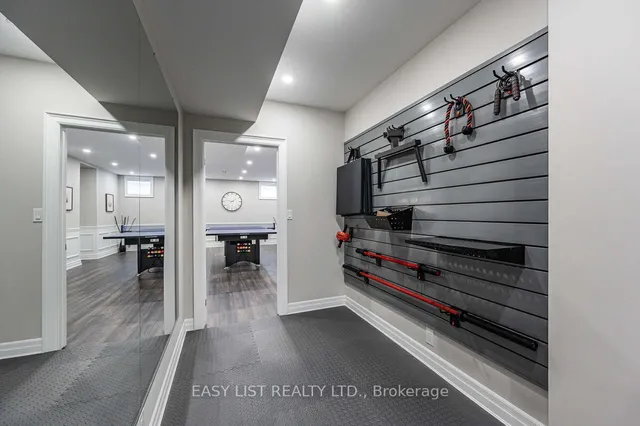 Additional image 33 of 1437 Everest Cres