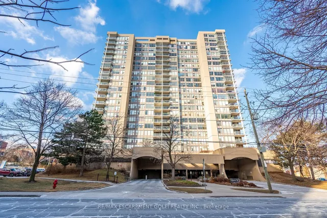 75 Queen St Unit 1804