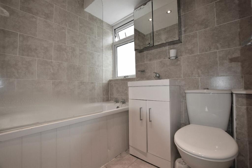 Additional image 4 of 5 Bed Student House - Rhodaus Close, CCCU