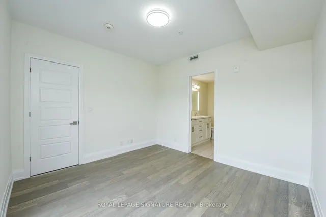 Additional image 23 of 3028 Creekshore Common Unit 211