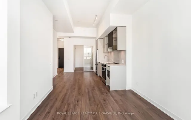 Additional image 13 of 405 Dundas St Unit 238