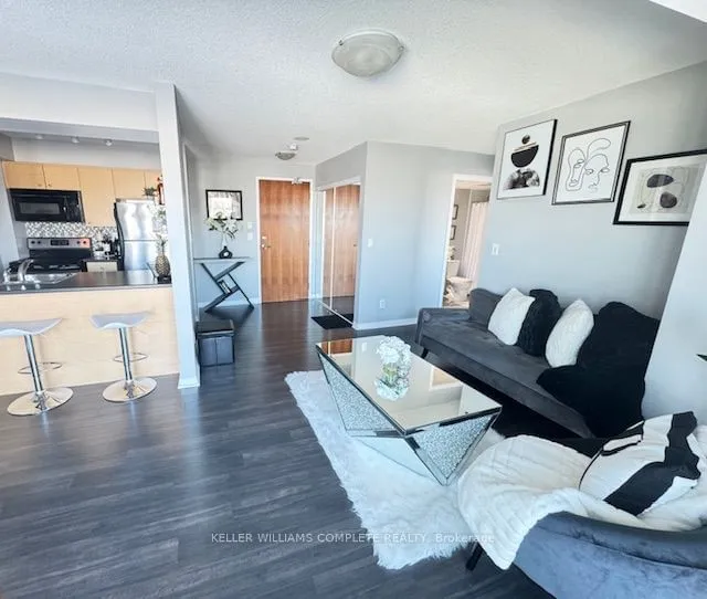 Additional image 14 of 215 Queen St Unit 711