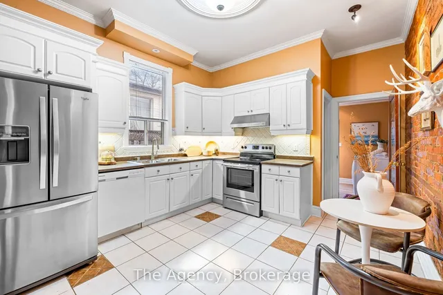 Additional image 10 of 138 East Ave