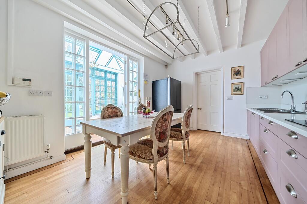 Additional image 5 of Knightrider Street, Sandwich