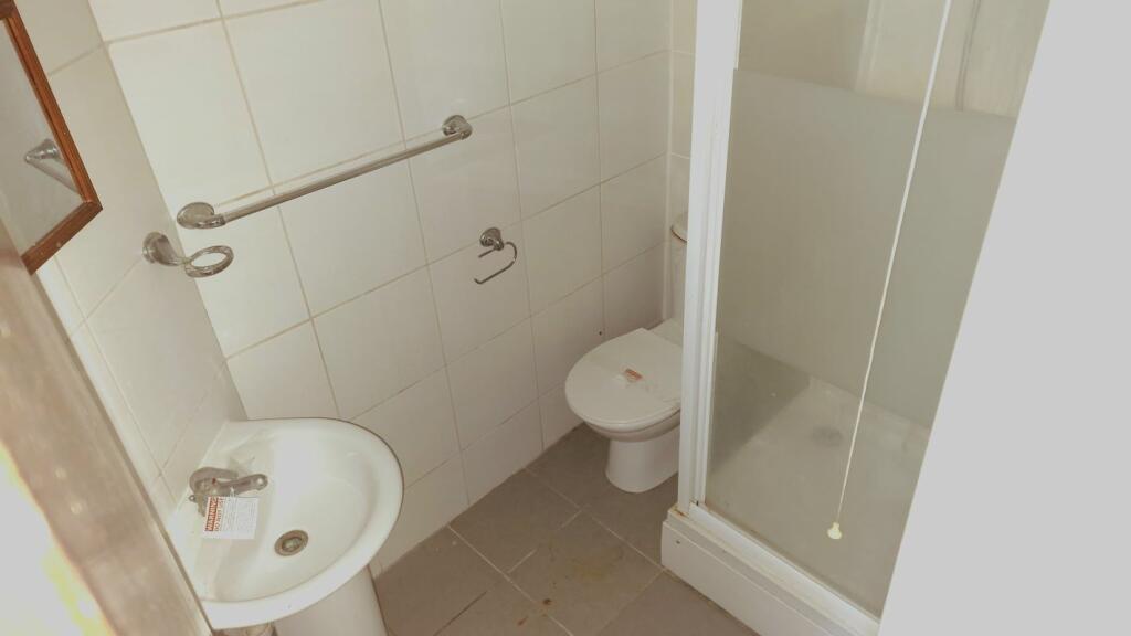 Additional image 8 of Flat 3, 76 Chatham Street, Ramsgate, Kent, CT11 7QB