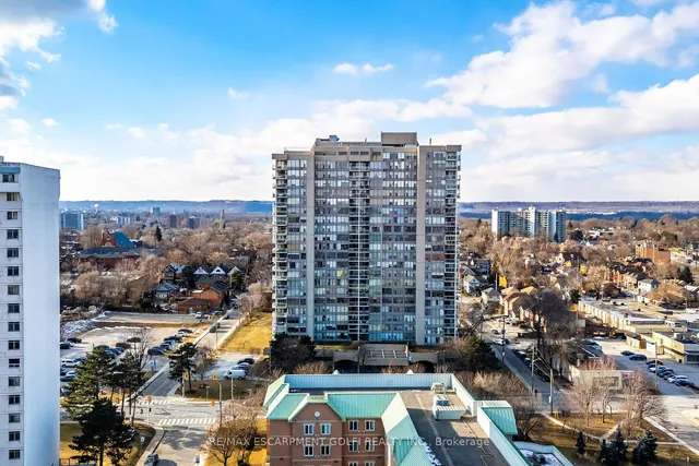Additional image 40 of 75 Queen St Unit 1804